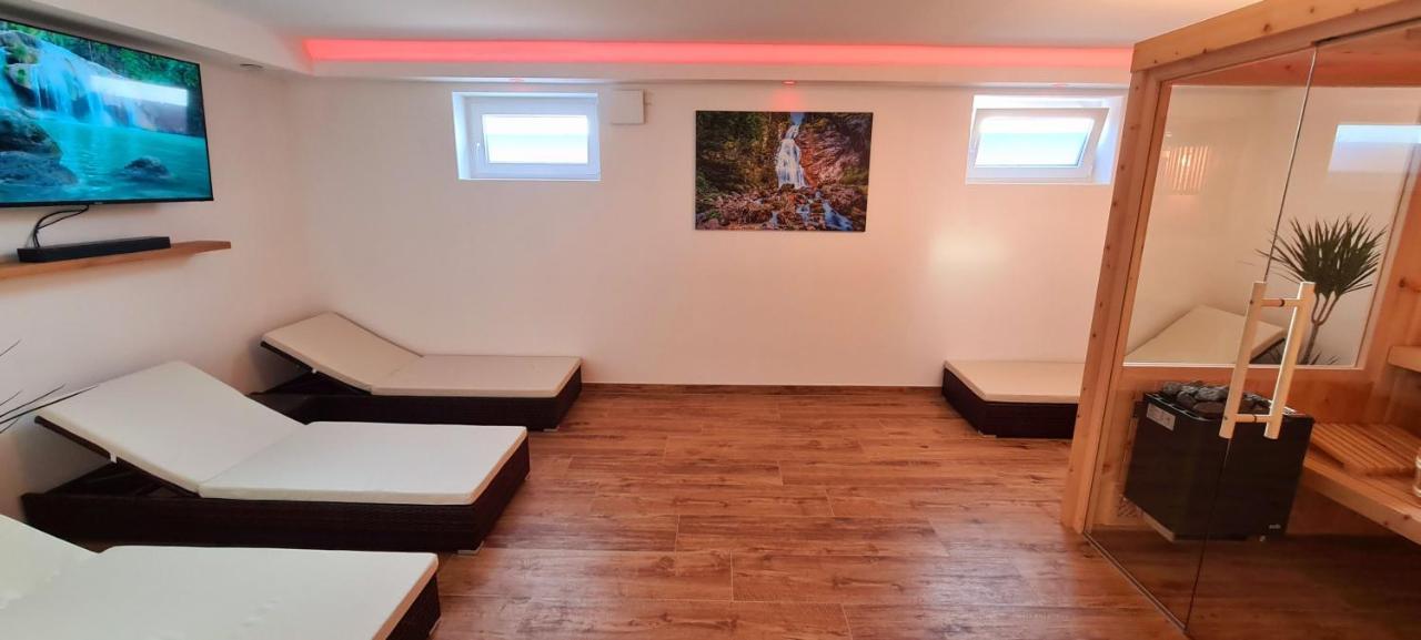 Ferienwohnung Hipp - Bockstallsee ハルプレヒ エクステリア 写真
